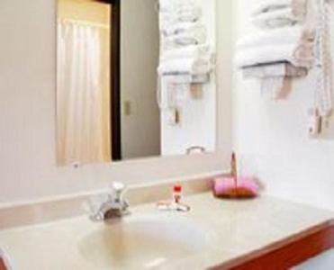 Westwood Inn & Suites - Kimball Room photo
